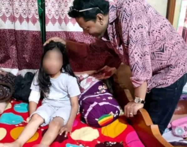 পরিবারের করুণ পরিণতি জানেনা ফাইজা: ১১ বছরের শিশুর সরল বিশ্বাসে চাপা কষ্ট স্বজনদের