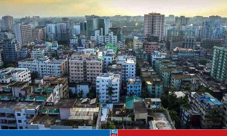 বিপর্যয়কর অবস্থায় ঢাকার বাতাস, মারাত্মক স্বাস্থ্যঝুঁকিতে লাখো নগরবাসী