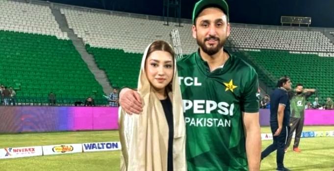 টি-টোয়েন্টি বিশ্বকাপে হারের চাপ, খেলোয়াড়দের পরিবারের ওপর সমর্থকদের আক্রমণে ক্ষুব্ধ সাব্বা মানজার