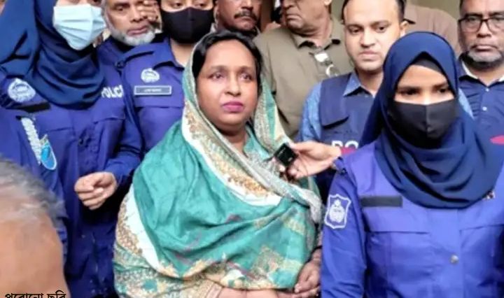 ছাত্র আন্দোলনের হত্যা মামলায় ফের ‘শোন অ্যারেস্ট’ আইভী