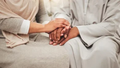 রমজানে স্বামী-স্ত্রীর ঘনিষ্ঠতা: দিনে কেন নিষেধ, রাতে বৈধ?