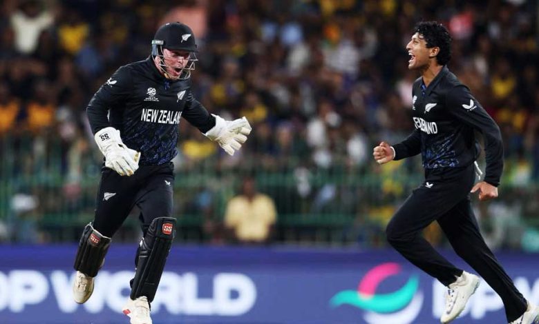 লঙ্কাকে হারিয়ে সেমির পথে নিউজিল্যান্ড, শেষ শ্রীলঙ্কার বিশ্বকাপ স্বপ্ন
