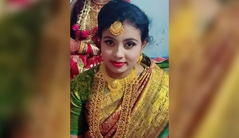 মাদারীপুরে গৃহবধূর রহস্যজনক মৃত্যু: স্বামী আটক, মায়ের বিচার দাবি