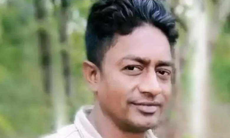 সাবেক ইউপি সদস্যের লাশ মেঘনায়, ৫ মামলার আসামির কেন এই পরিণতি?