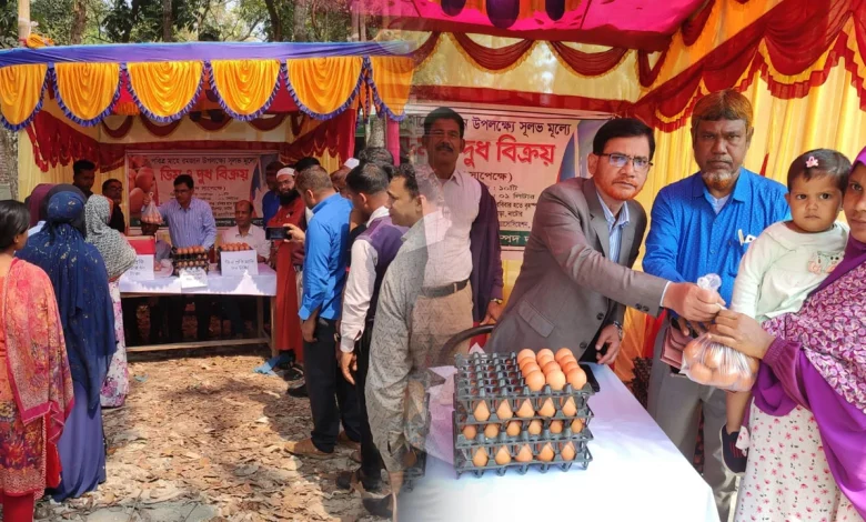 রমজানের বাজারে স্বস্তি: নাটোরে সুলভ মূল্যে দুধ ও ডিম পেয়ে কিছুটা স্বস্তিতে ক্রেতারা