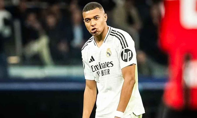 চিকিৎসায় চরম ব্যর্থ রিয়াল, বড় দুঃসংবাদ নিয়ে মাদ্রিদ ছাড়লেন এমবাপে