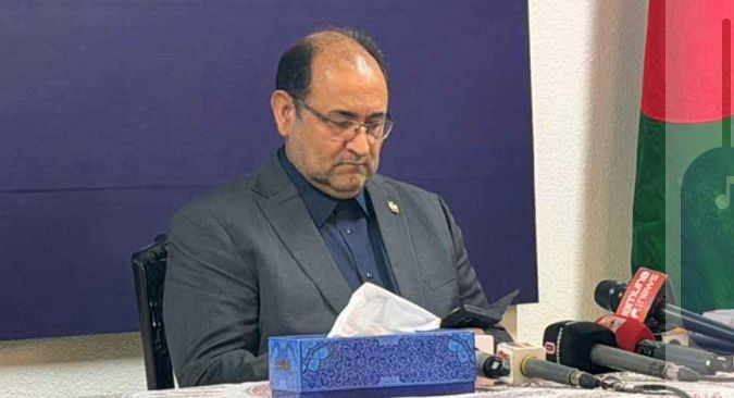 মার্কিন-ইসরায়েলি হামলা: বাংলাদেশের স্পষ্ট নিন্দা চায় ইরান