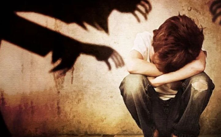 ১২৪ শিশু খুন, ৩০৮ যৌন নির্যাতন; ঘরেই কেন বিপদ?