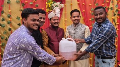 বিয়ের উপহার ৫ লিটার অকটেন! সংকটের বার্তা ঠাকুরগাঁওয়ে...