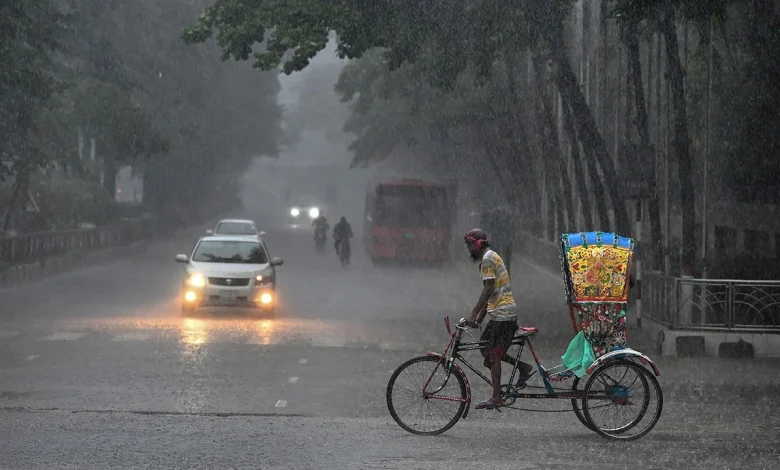৫ দিনের ঝড়-বৃষ্টির পূর্বাভাস: প্রস্তুত থাকুন সারাদেশ!