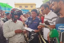 বন্ধ হচ্ছে তেল পাম্প? কাগজ ছাড়া পাম্পে ঢুকলেই ঘুরতে হবে খালি হাতে!