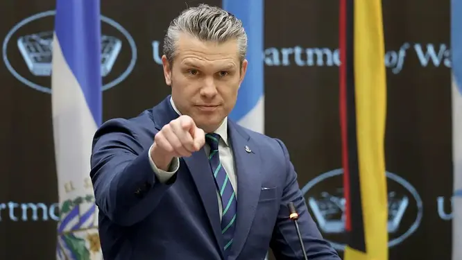 আজ রাতেই ইরানে হামলার হুঁশিয়ারি, যুক্তরাষ্ট্র কি ইউরেনিয়াম চায়?