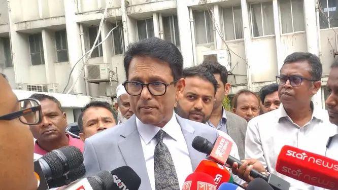 জ্বালানি সংকটে দেশে বড় পরিবর্তন! অনলাইনেও চলবে ক্লাস, যা বলছে সরকার