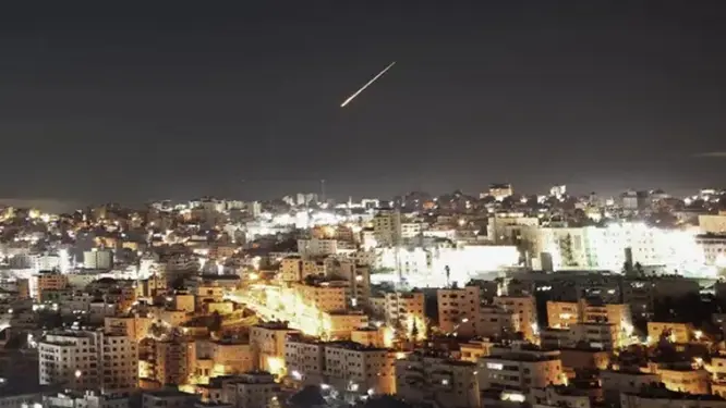 বাহরাইনে মার্কিন ঘাঁটি 'ধ্বংসের' দাবি ইরানের: উত্তপ্ত মধ্যপ্রাচ্য?