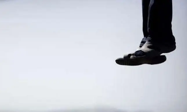 রাজৈরে চাঞ্চল্য! একই দিনে দুই ঝুলন্ত লাশ উদ্ধার, পরিবারদের তোলপাড়