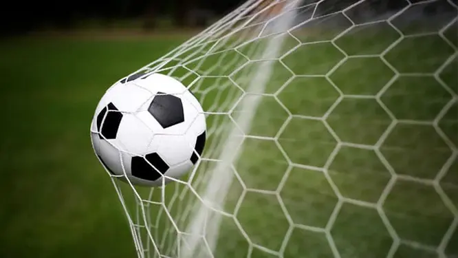 টিভির পর্দায় আজ দেখুন বিশ্বসেরা ফুটবল মহারণ! যা মিস করা যাবে না!