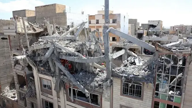 এক মাসে ইরানে যা ঘটল... বোমা হামলায় প্রাণ গেল হাজারো বেসামরিক মানুষের!