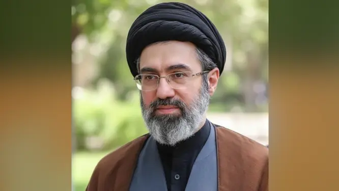 ইরানের নতুন নেতার প্রথম পোস্ট: এক ফলোতেই কৌতূহল!