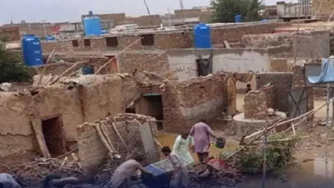 পাকিস্তানে ভয়ংকর বৃষ্টিতে ৯ জনের মৃত্যু, কী ঘটছে সেখানে?