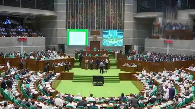 গণভোট অধ্যাদেশ সংসদে উঠছে না! জামায়াতের চরম আপত্তি, কী ঘটতে চলেছে?