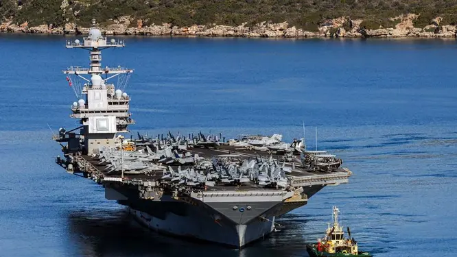 যুদ্ধযাত্রায় চরম বিপত্তি: অচল হয়ে ফিরছে মার্কিন রণতরী!