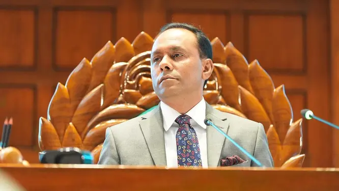 ফাঁসির মঞ্চ থেকে সংসদে? যা ঘটল তা দেখে অবাক দেশ!