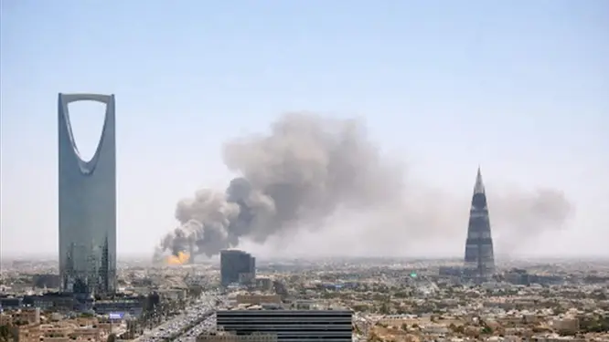 সৌদি আরবে যা ঘটল রাতে… ১০টি ড্রোন প্রতিহত, হামলার আশঙ্কা উপসাগরে!