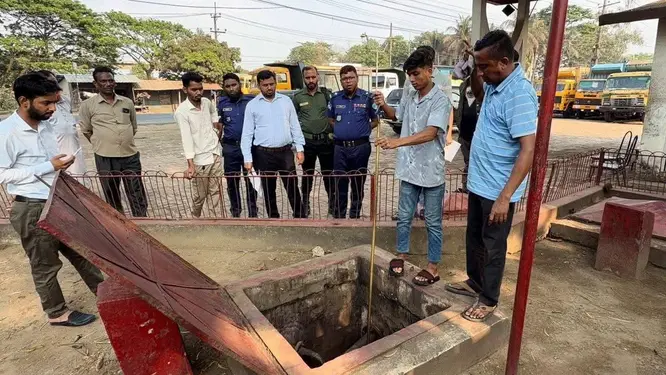 পেট্রোল পাম্পে তেল মজুদ, বেশি ভাড়ার পকেট কাটায় যা হলো!