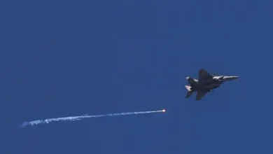 ইসরাইলের যুদ্ধবিমান লক্ষ্য করে হিজবুল্লাহর ক্ষেপণাস্ত্র, বড় ধরনের যুদ্ধের ইঙ্গিত!