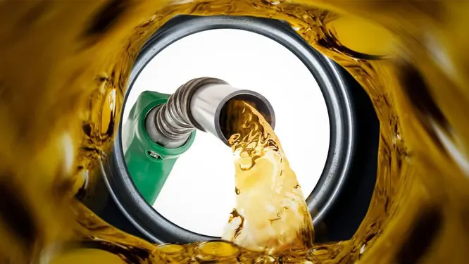 বিশ্ববাজারে তেলের দামে কি ঝড় আসছে? যা ঘটল রাতে!