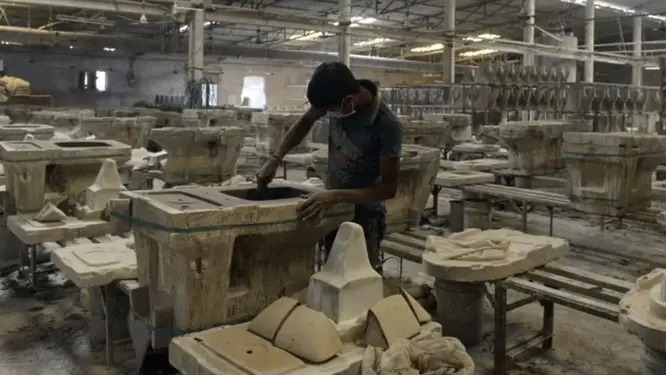 মধ্যপ্রাচ্যের যুদ্ধে ভারত 'শেষ'! বিশাল শিল্প বন্ধ, ৪ লাখ শ্রমিক পথে!