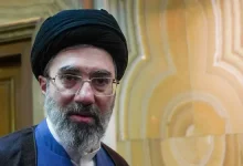 ইরানের নতুন নেতা কোথায়? জনসমক্ষে না আসায় বাড়ছে রহস্য!