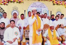 মাদ্রাসা শিক্ষার্থীদের দেশ ছাড়িয়ে বিশ্বজুড়ে আলোড়ন! কাদের প্রশংসা?