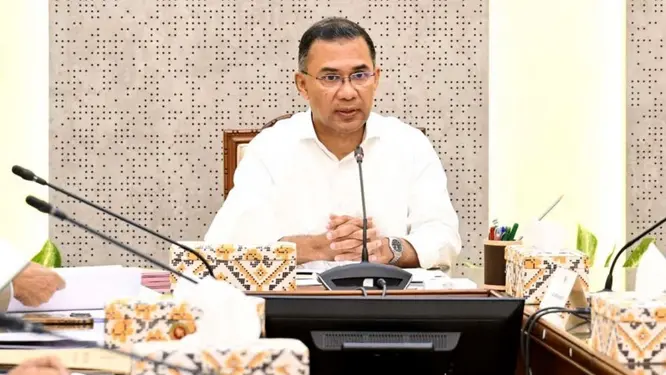 বগুড়ায় ট্রেন লাইনচ্যুত...প্রধানমন্ত্রীর কড়া নির্দেশনা