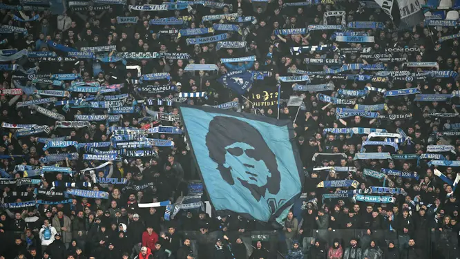 ম্যারাডোনার মৃত্যুতে বাতিস্তুতার আবেগঘন স্বীকারোক্তি: ‘কুকুরের মতো একা মরেছে…’