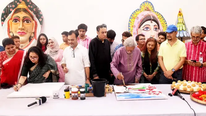 চারুকলায় নববর্ষের প্রস্তুতি শুরু! যা ঘটল জানেন?