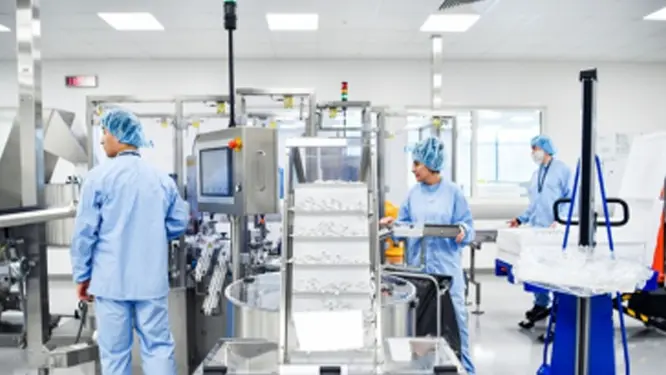 ইরানে ভয়ংকর হামলা! ক্যান্সারের ওষুধ কারখানায় আচমকা কী ঘটল?