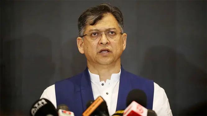 রাস্তায় অবরোধ করলেই কঠোর শাস্তি! সংসদে স্বরাষ্ট্রমন্ত্রীর কড়া হুঁশিয়ারি