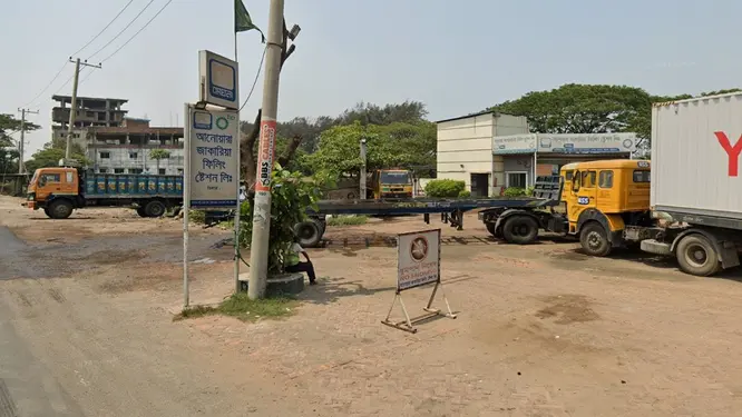 "তেল নেই" বলে বন্ধ পাম্পে মিললো হাজার হাজার লিটার! যা বের হলো চমকে যাবেন