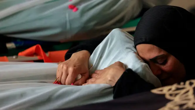 মধ্যপ্রাচ্যে যুদ্ধের এক মাস: নিহত হাজার হাজার, কোথায় থামবে এই ধ্বংসযজ্ঞ?