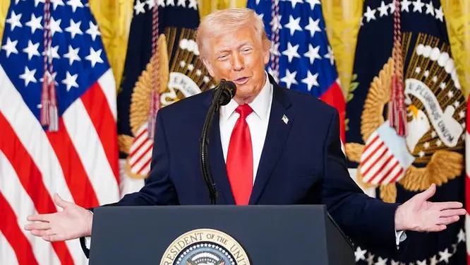 ট্রাম্পের ইঙ্গিত: ইরানের ইউরেনিয়াম দখলের সম্ভাবনা।