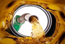 সংঘাতের উত্তাপে বিশ্ব বাজার! জ্বালানি তেলের দাম ছুঁলো অভাবনীয় উচ্চতায়