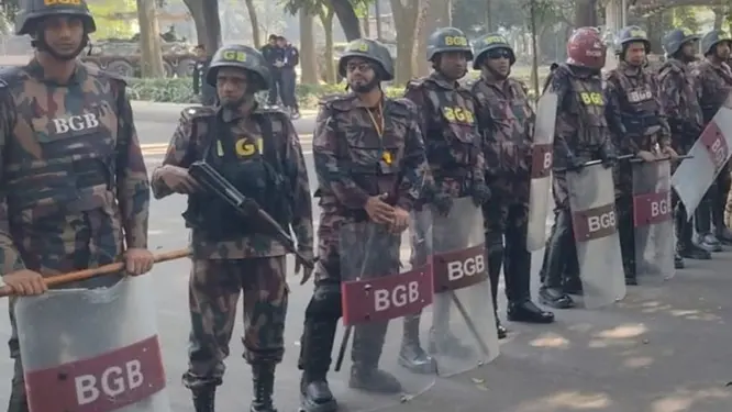 দেশে হঠাৎ বিজিবি মোতায়েন! জ্বালানি তেলের মজুত নিয়ে যা ঘটল…