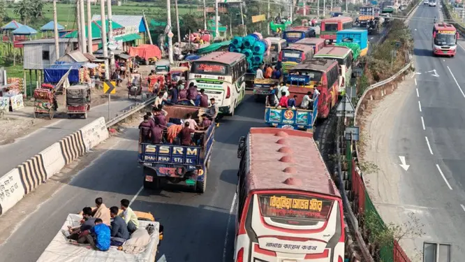 ঈদযাত্রায় চরম ভোগান্তি: ঢাকা-টাঙ্গাইলে ২০ কিমি যানজট