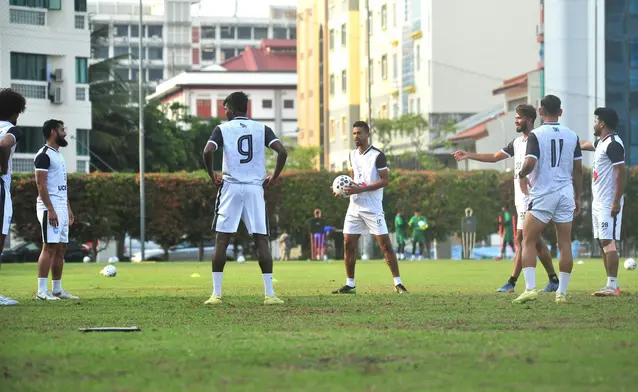 বড় ধাক্কা! সিঙ্গাপুরের বিপক্ষে এই দুই তারকা পাচ্ছে না বাংলাদেশ!