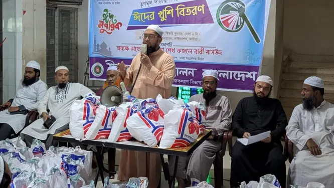 ঈদের ছুটিতে ফাঁকা ঢাকা: জানমাল রক্ষায় প্রশাসনের প্রতি কঠোর বার্তা!