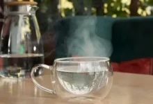 সকালে এই পানীয়টি পান করলেই নাকি বদলে যাবে জীবন! যা জানলে অবাক হবেন