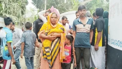 নবজাতক বিক্রির চাপ! নীলফামারীর ক্লিনিকে যা ঘটল জানলে চমকে উঠবেন