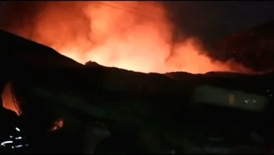 ইফতারের আগমুহূর্তে আগুনের লেলিহান শিখা