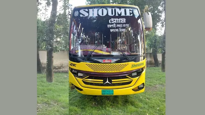 বাস খাদে পড়ার উপক্রম, হেলপারের শেষ চেষ্টা... যা ঘটল ভাবতেও পারবেন না!